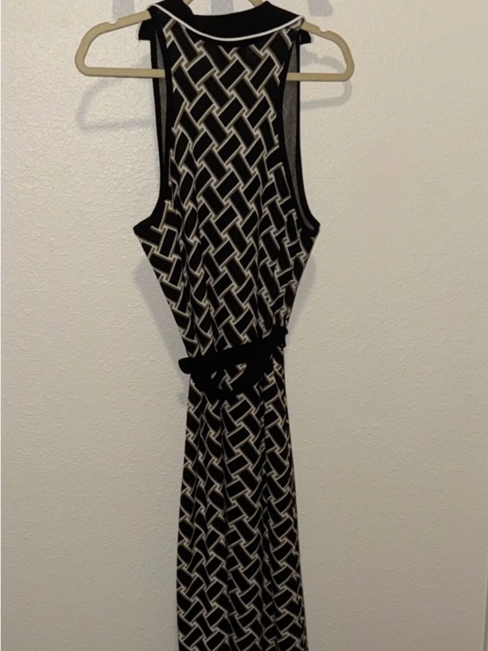 Diane Von Furstenberg Black Cream and Tan Luxury Soft Knit Maxi Dress, Large